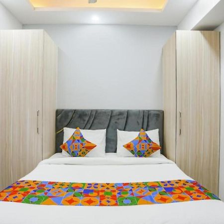Hotel The Rasa At Vasundhara Ghaziabad Exterior foto