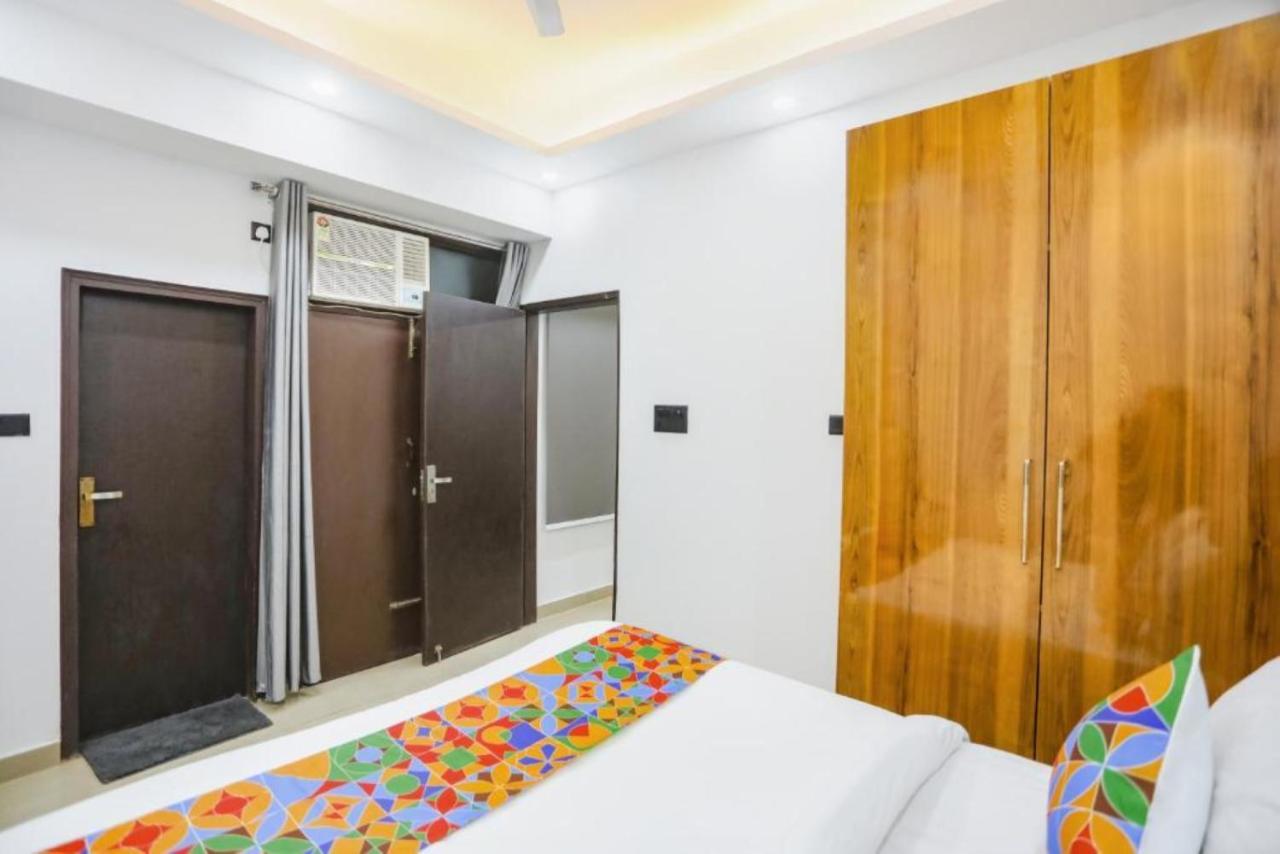 Hotel The Rasa At Vasundhara Ghaziabad Exterior foto